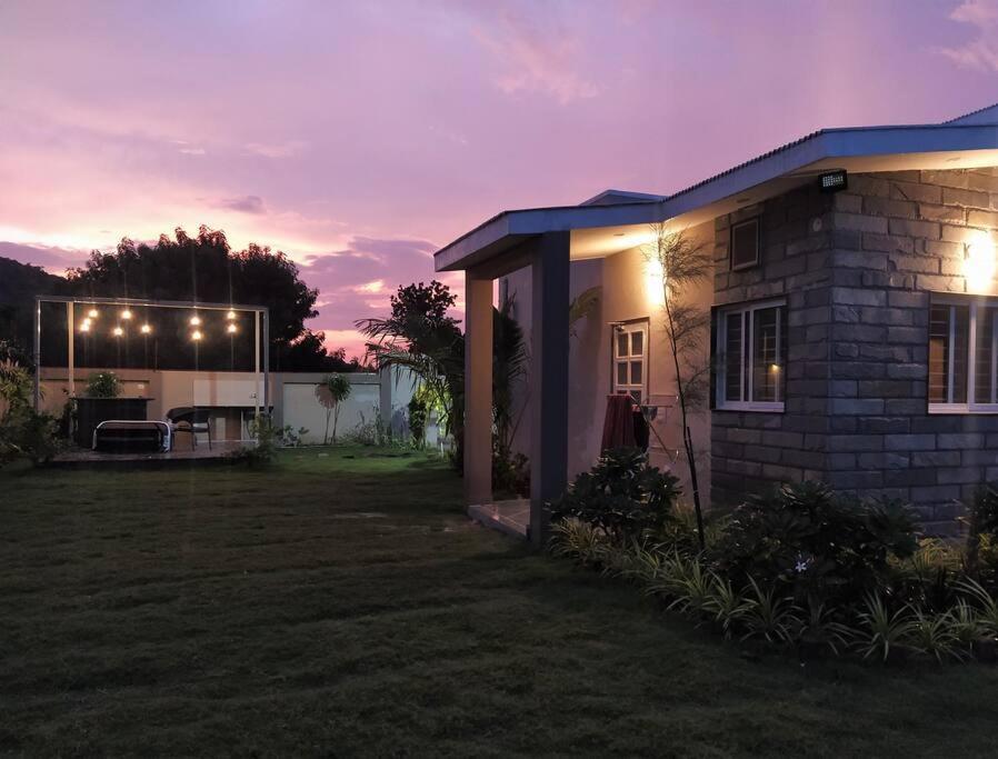 Nine Hill Villa - 2Bhk Private Villa With Pool Udaipur Exterior photo