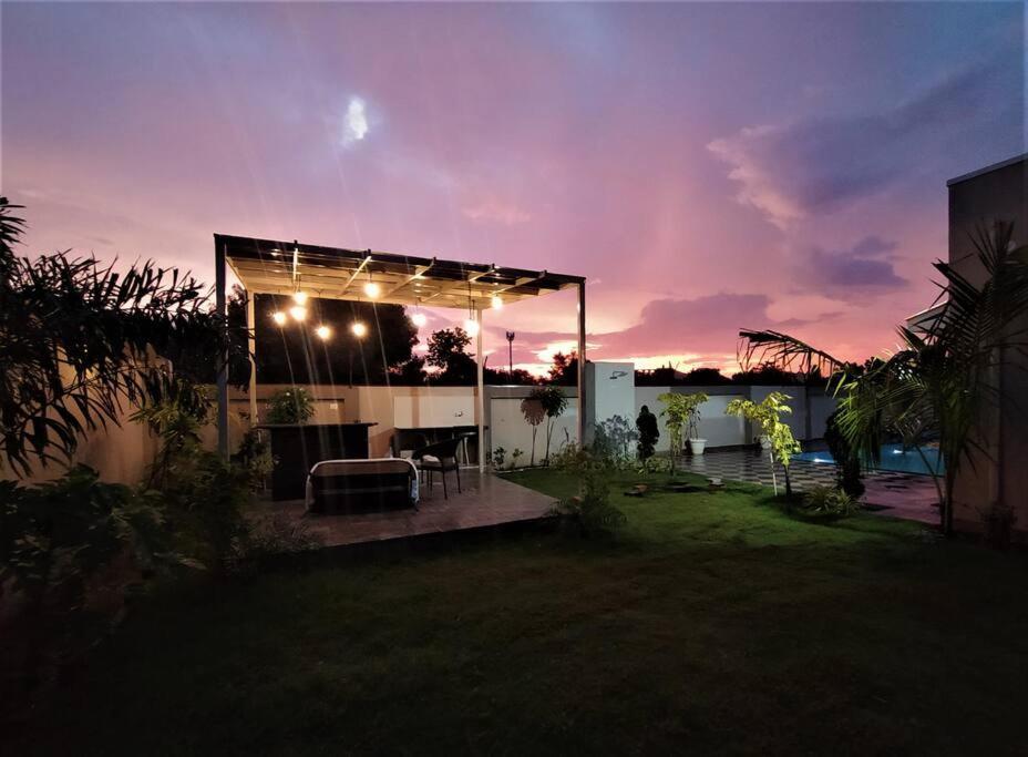 Nine Hill Villa - 2Bhk Private Villa With Pool Udaipur Exterior photo